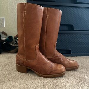 Vintage Dingo Campus style boots